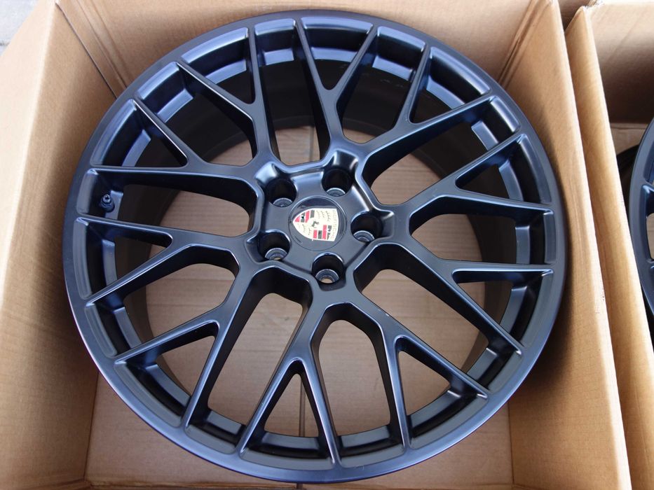 Felgi PORSCHE Macan TURBO GTS SPYDER RS 20''  Czujniki