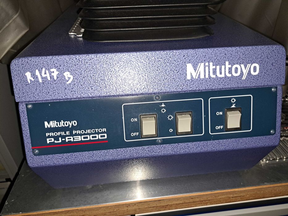 Projetor ótico MITUTOYO PJ-A3000 #R147B