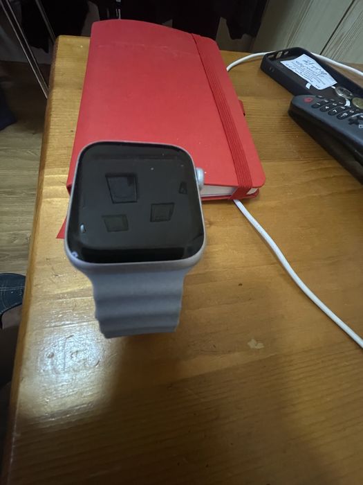 Продам айпл вотч 4/44