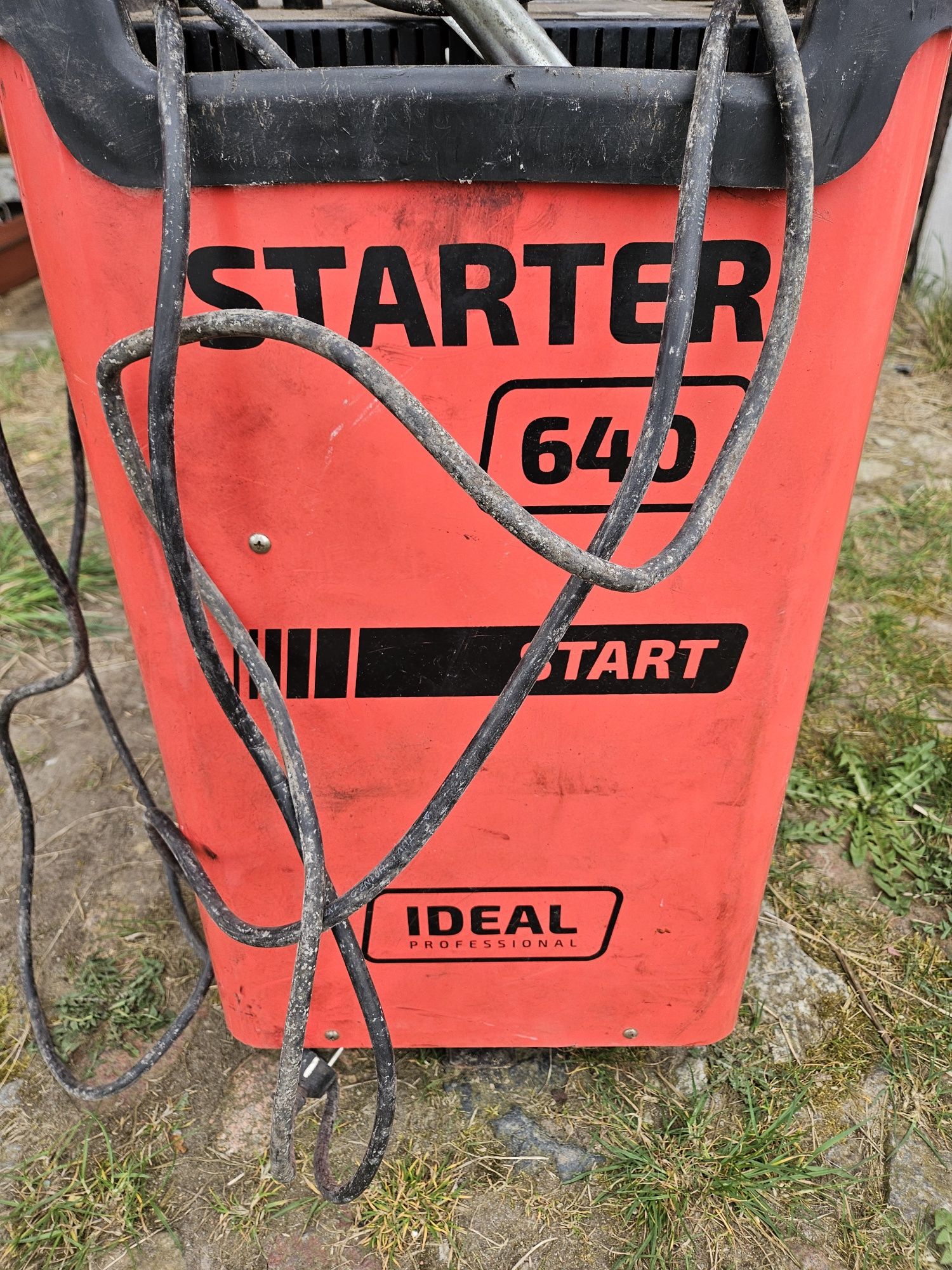 Prostownik Starter 640