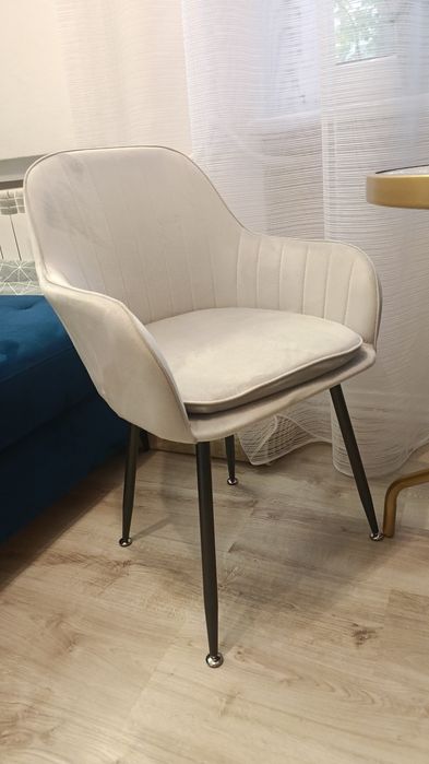 Dwa fotele krzesło fotel do jadalni salonu tapicerowane