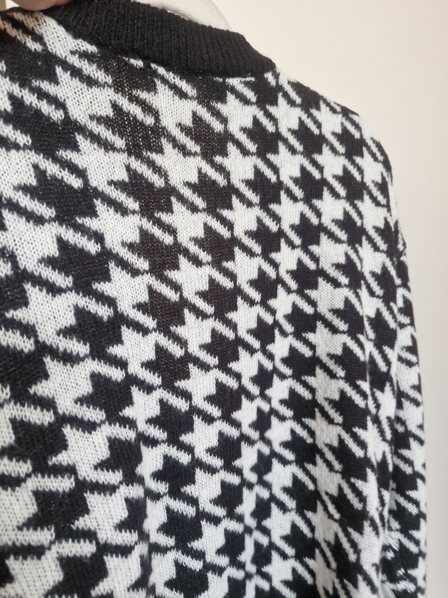 Kardigan sweter w pepitkę