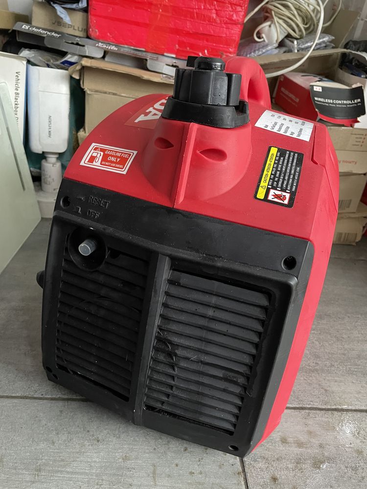 Інверторний генератор Honda 2kw