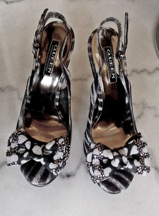 Босоножки серебряные на шпильке с бантом с блеском 36р - 23см