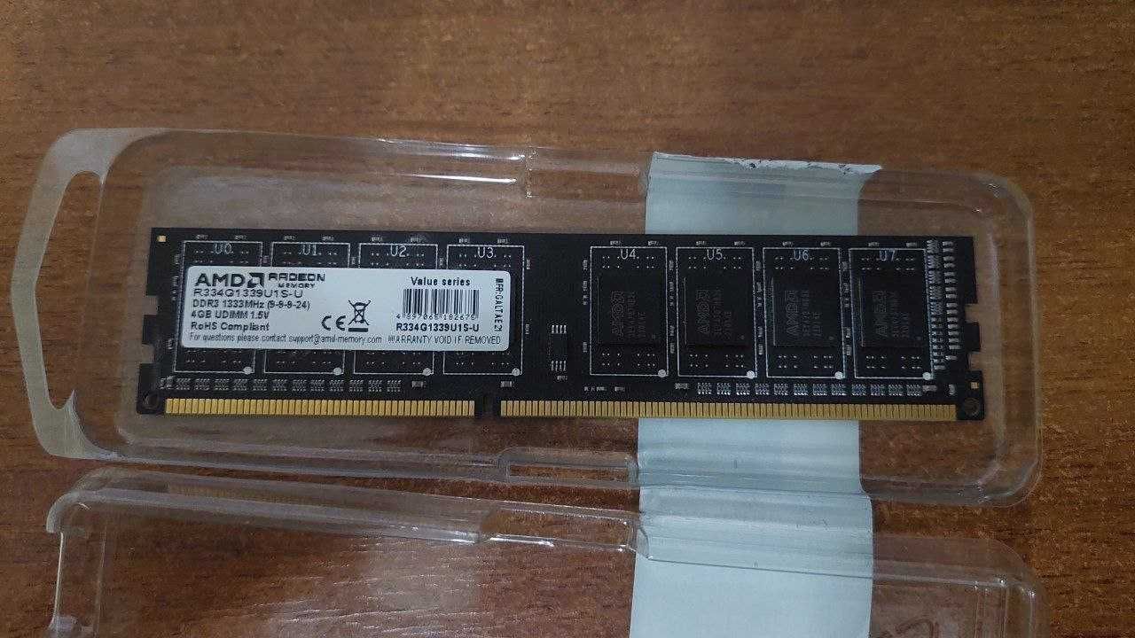 ОЗУ DDR3 4 GB AMD R334Q1339U1S-U