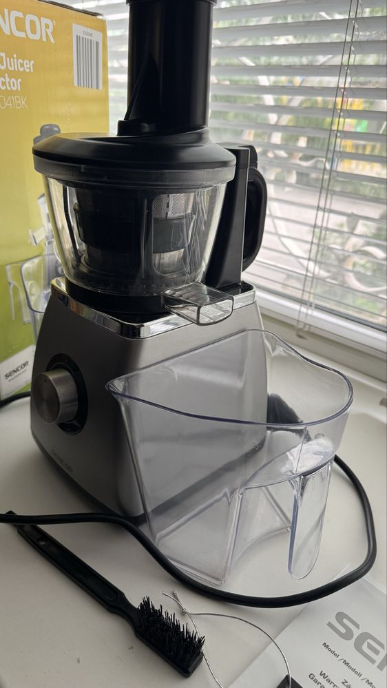 Соковыжималка Sensor Slow Juicer SasJ4041BK новая