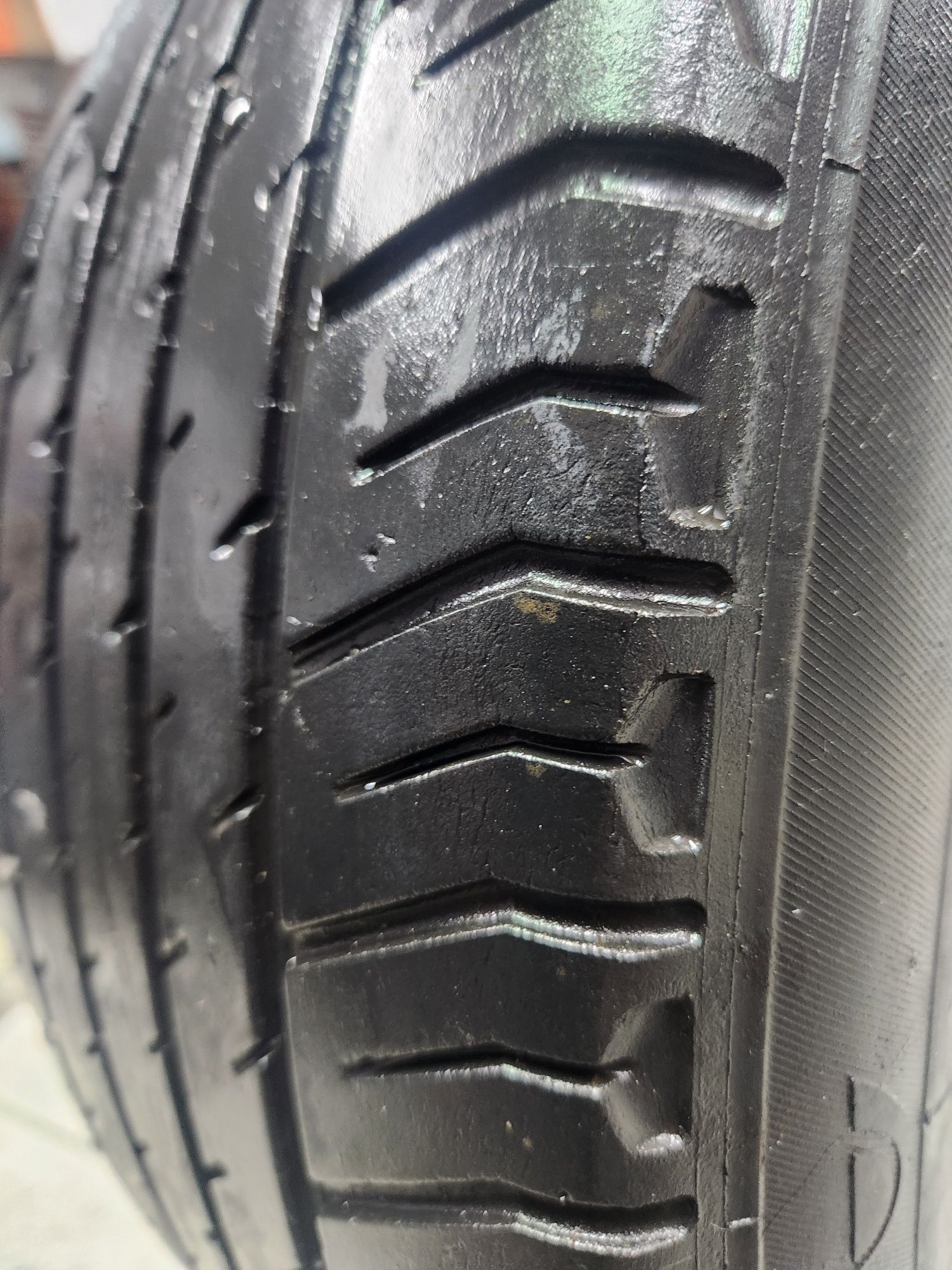 Jantes Originais Audi 16' com Pneus Michelin praticamente novos