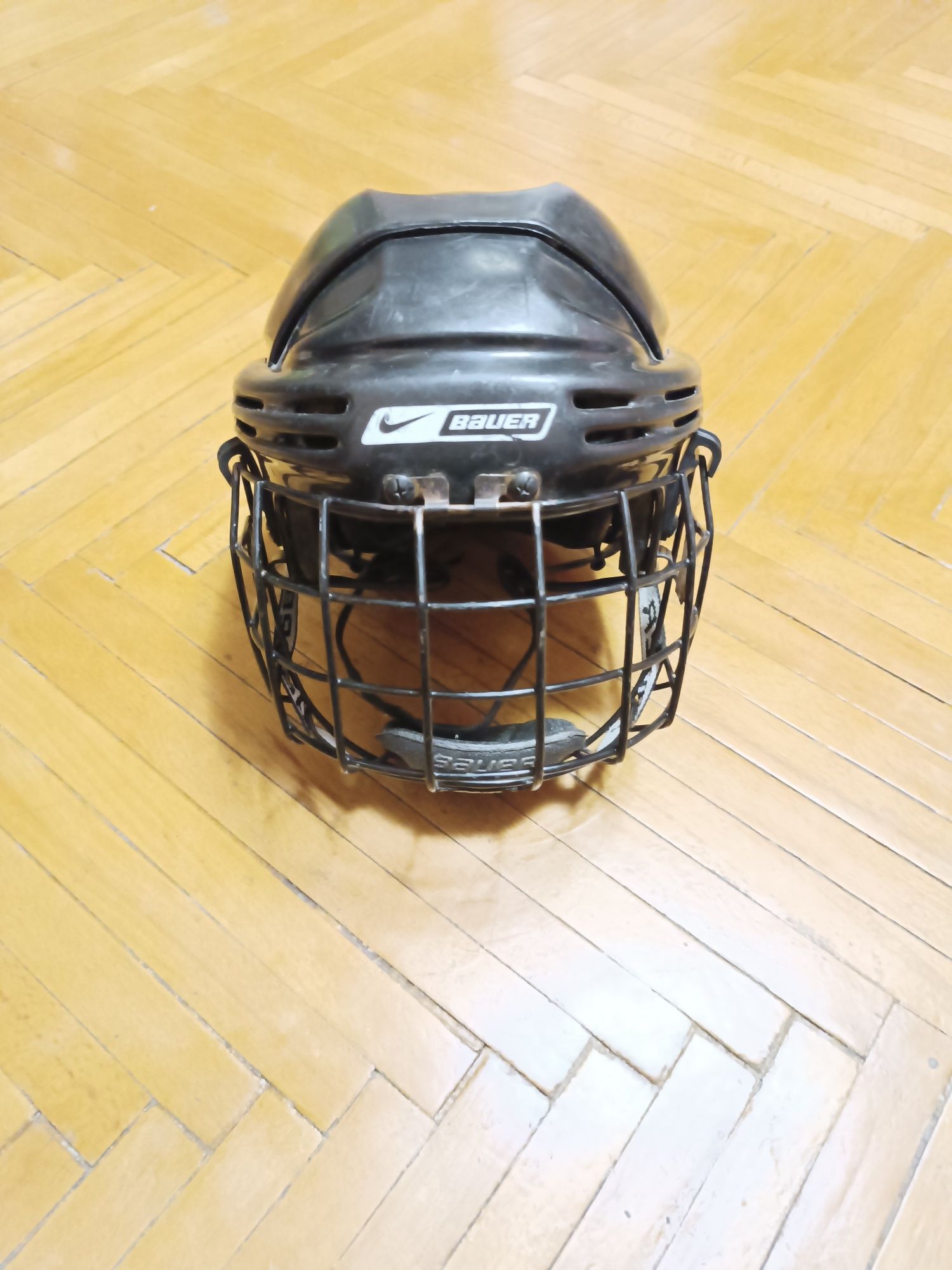 Хокейний шлем BAUER XS.