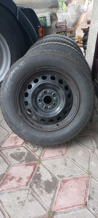 Шини зимові Good Year UltraGrip Ice 2 -  215/ 65 /R 16 98T - 4 шт.