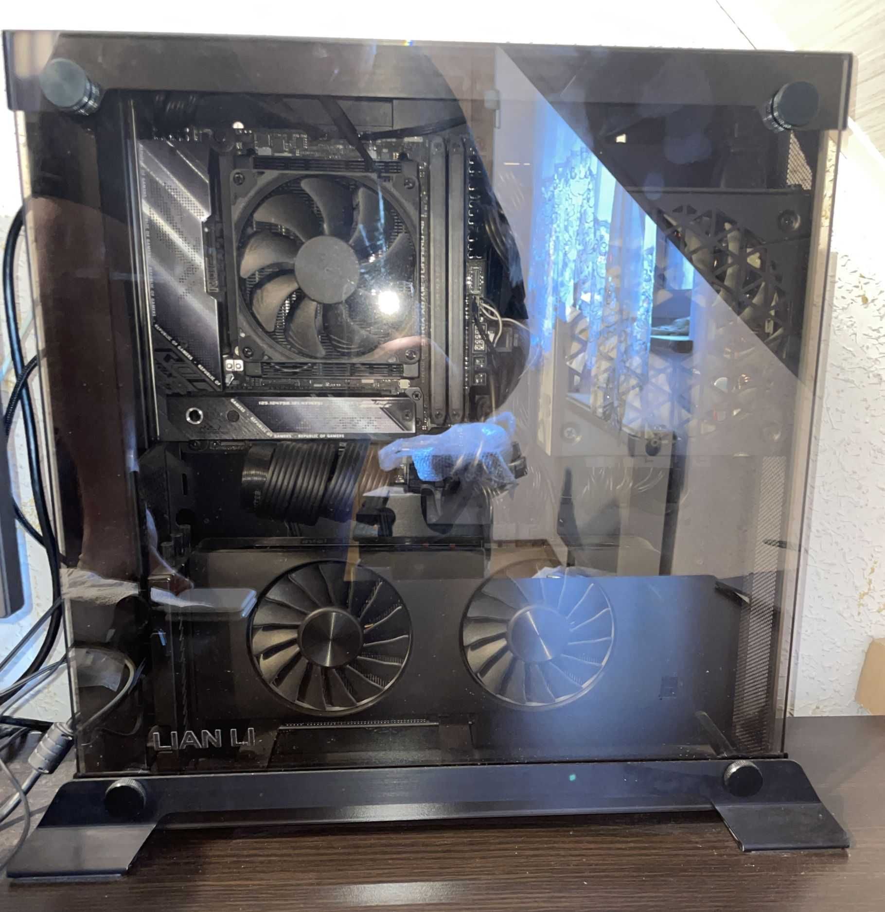 Obudowa mini ITX Lian Li PC-O5x aluminium szkło premium nowa 1500zł !