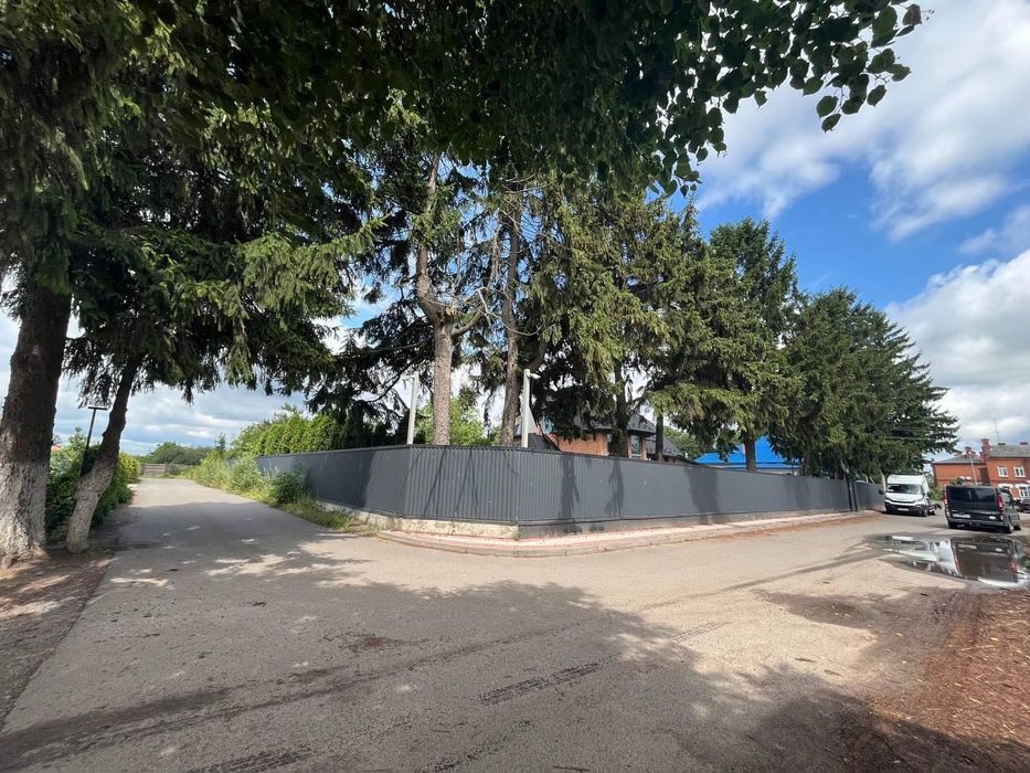 Затишний будинок