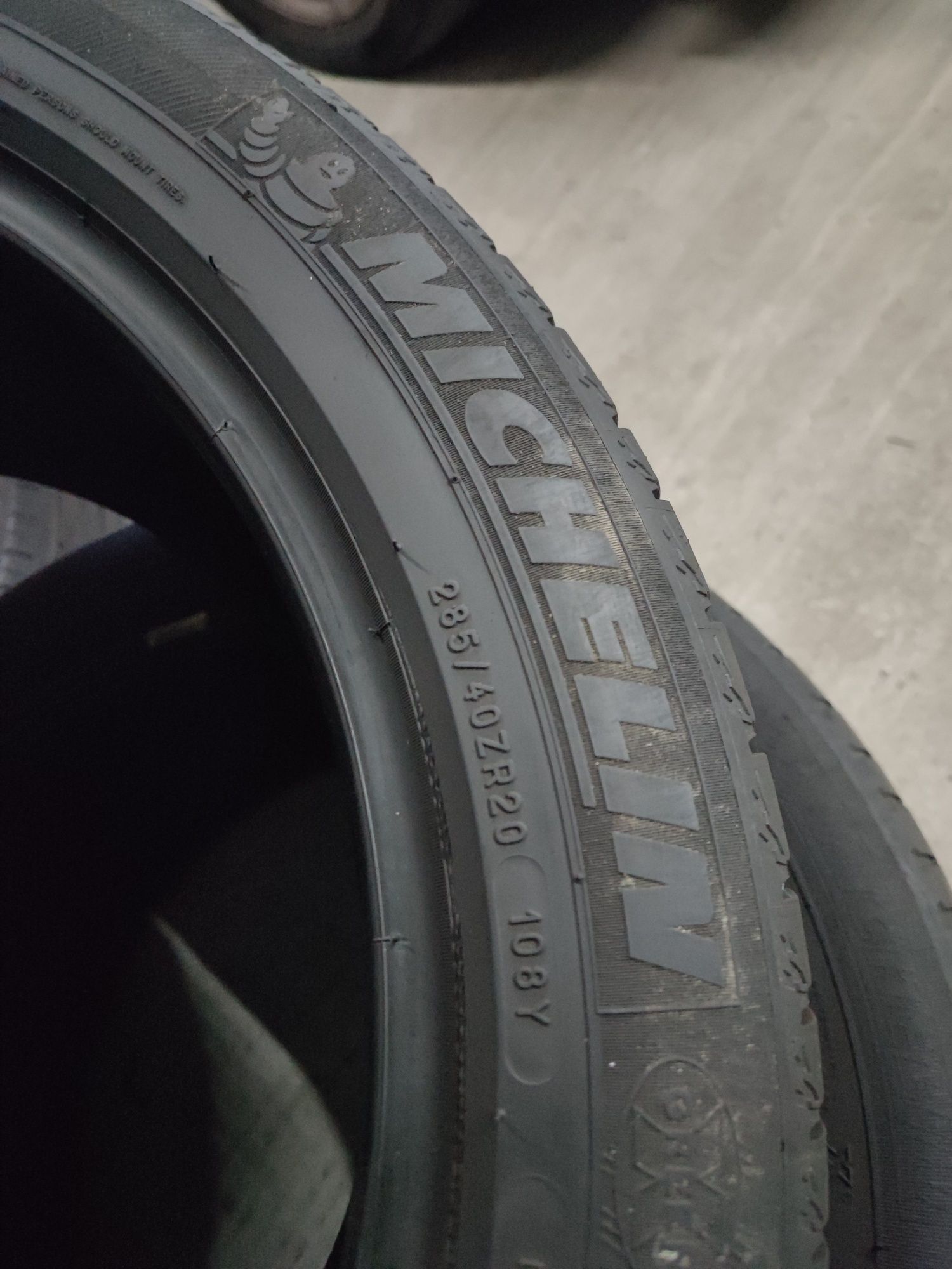 Pneus 285/40zr20 Michelin Latitude Sport 3 com 70% piso
