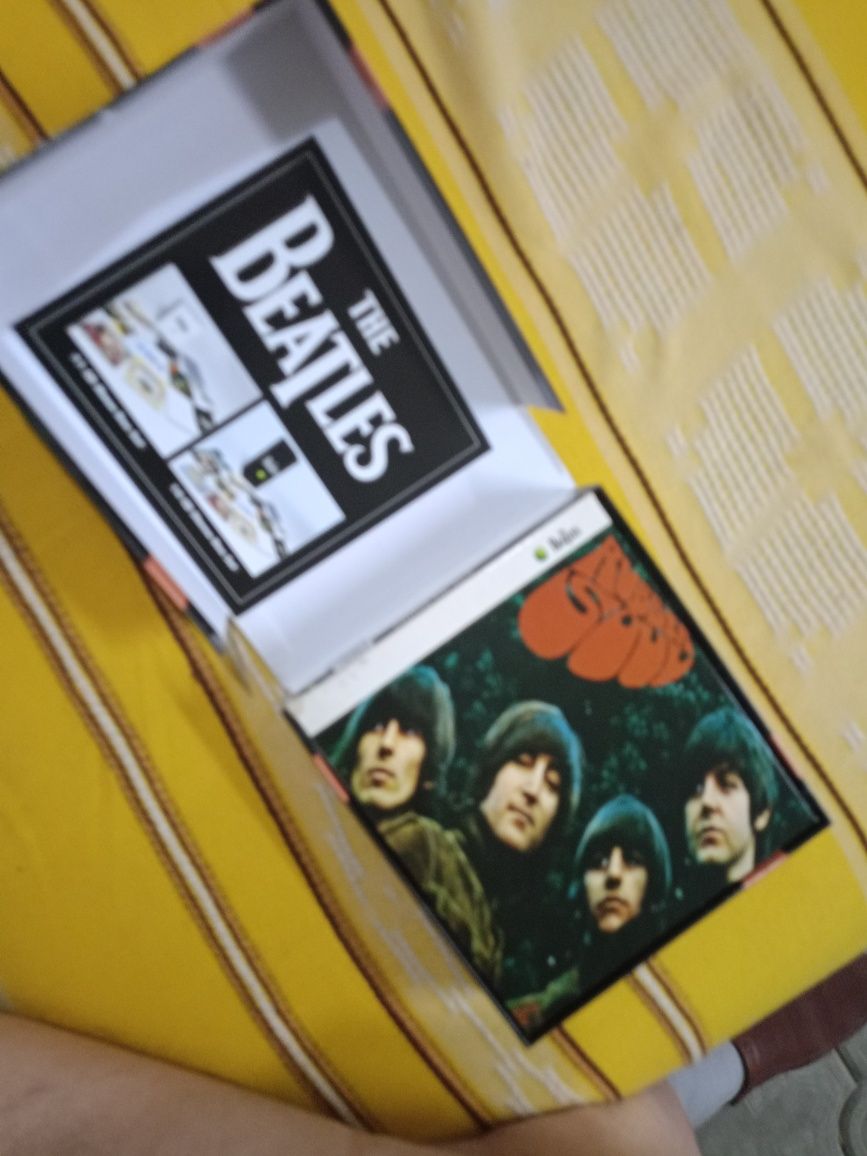 The Beatles подарунковий альбом.