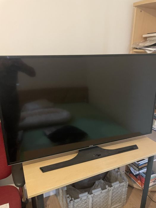 Samsung UE48JU6440W 48” 4K – uszkodzony-przebarwienia matrycy
