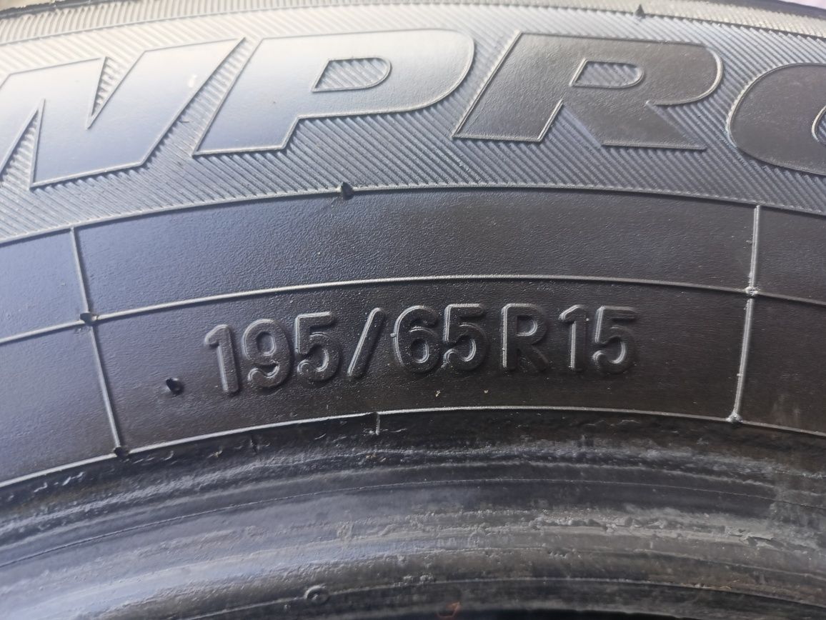 Продам комплект зимових шин Toyo Snowprox S943 195/65 R15