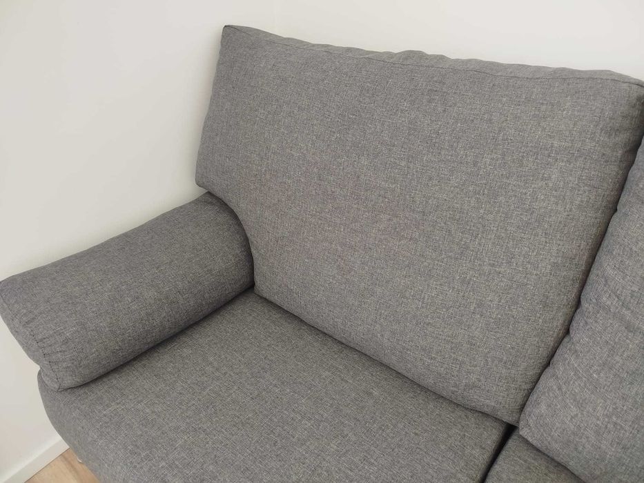 Sofá de 3 lugares cinzento - como novo