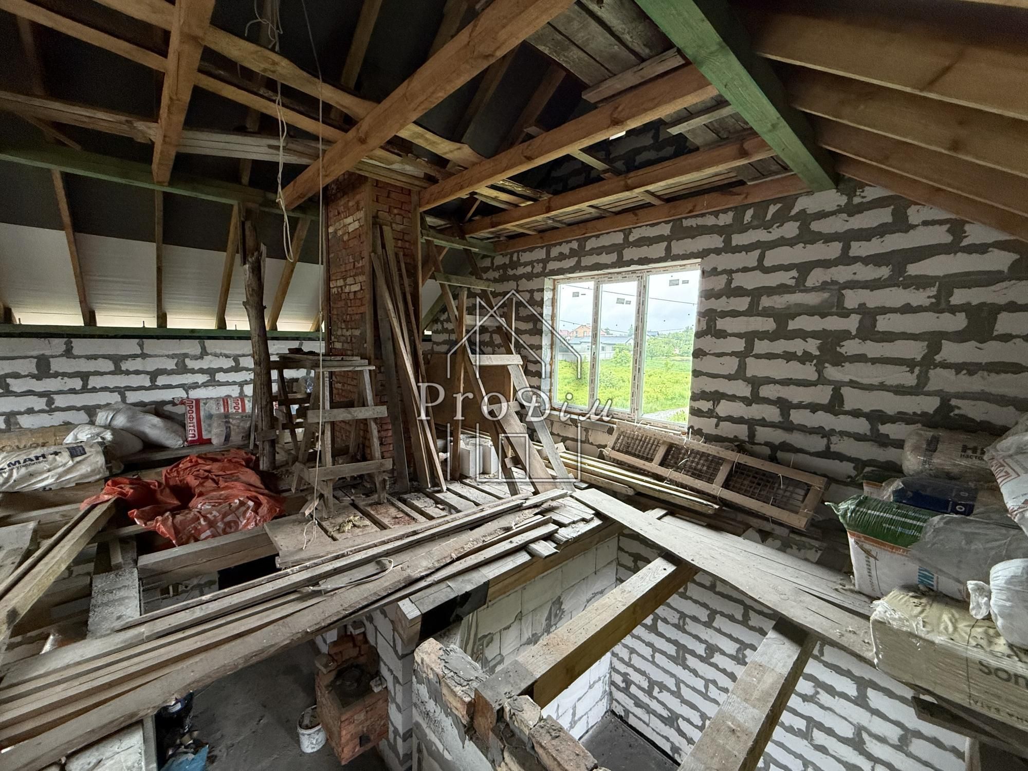 Продажу будинку, Глеваха, Вул. Фастівська 120 кв.м.Недобудова
