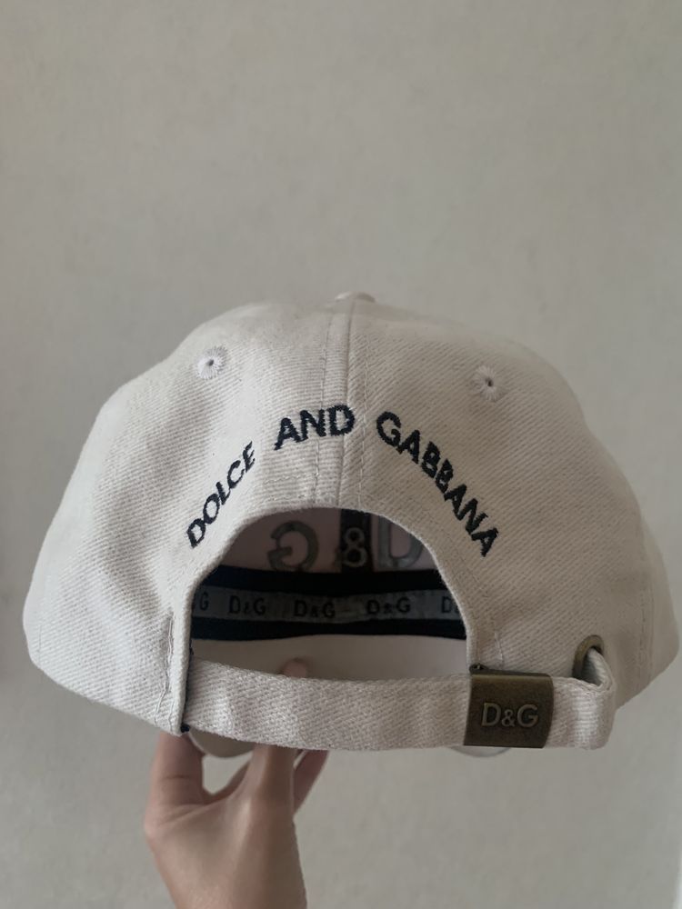 Кепка D&G состояние отличное