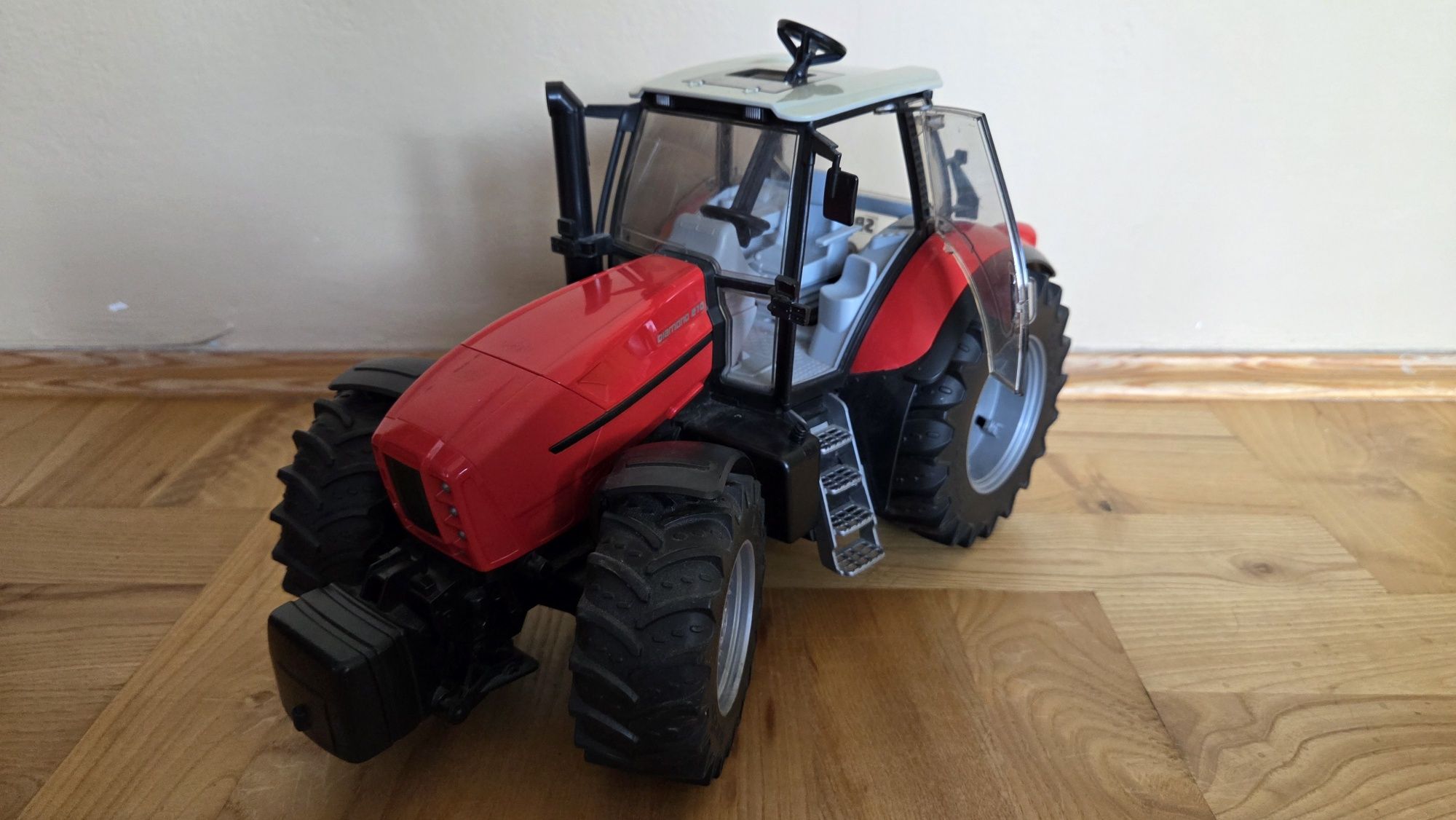 Bruder zabawka traktor Same /Case/