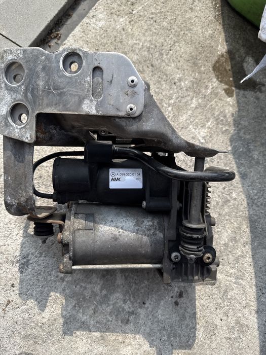 Kompresor zawieszenia mercedes s