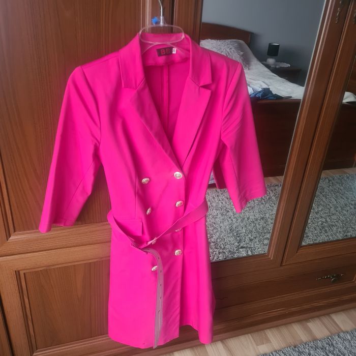 Sukienka zakietowa różowa