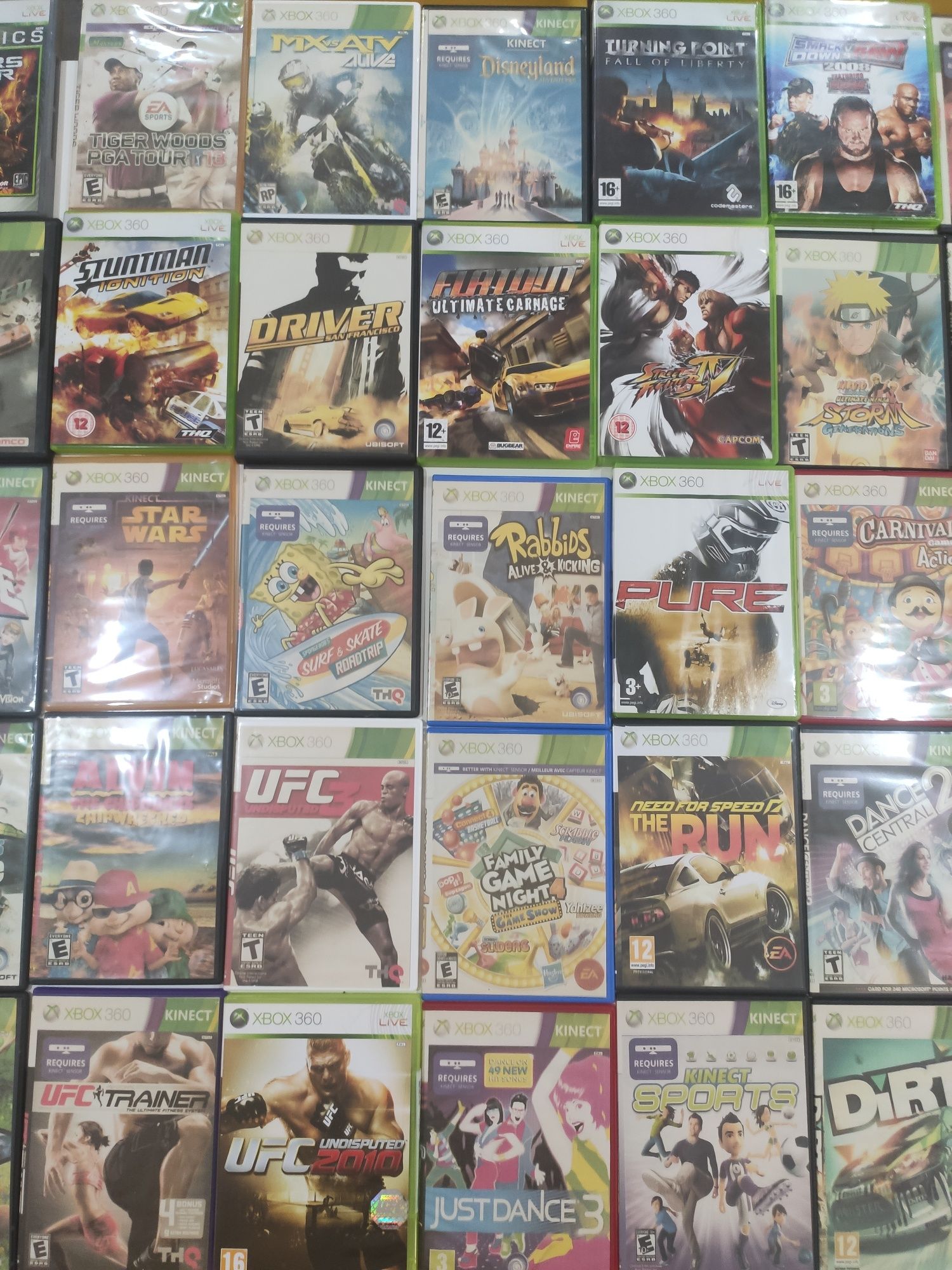 Xbox 360 + Kinect + 2 comandos + Jogos