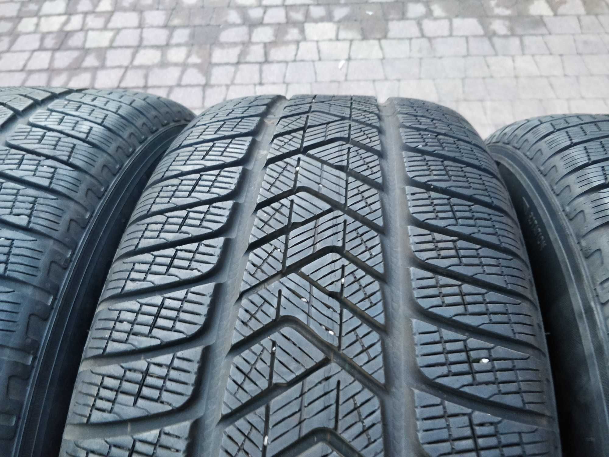 3493. Koła zimowe Audi Q7 4M0 oryginalne 5x112 ET25 255/60/18 Pirelli