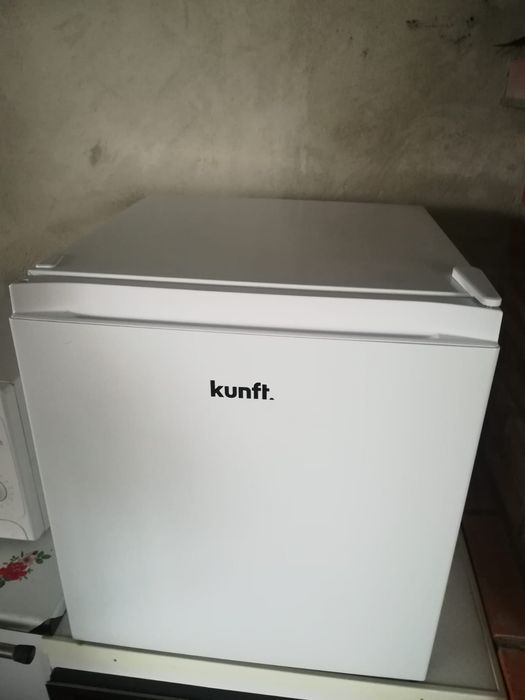 Frigobar novo 45L