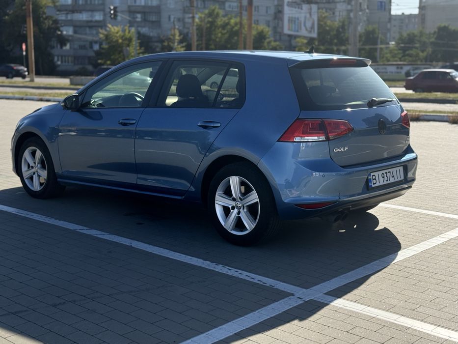 Продам Volkswagen Golf 7 1.4 TSI