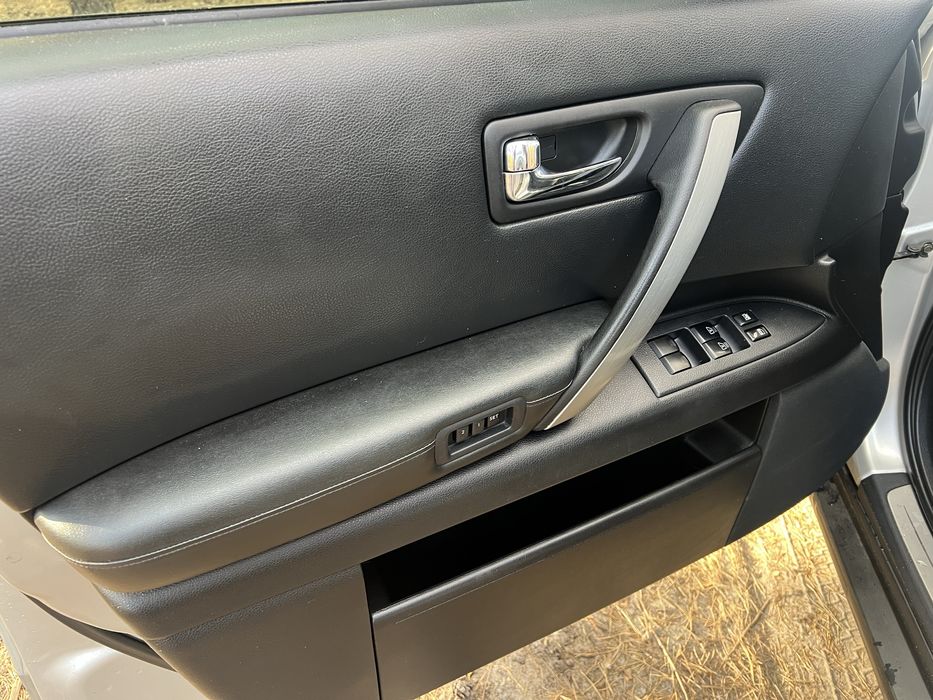 Infiniti fx35 в родной краске