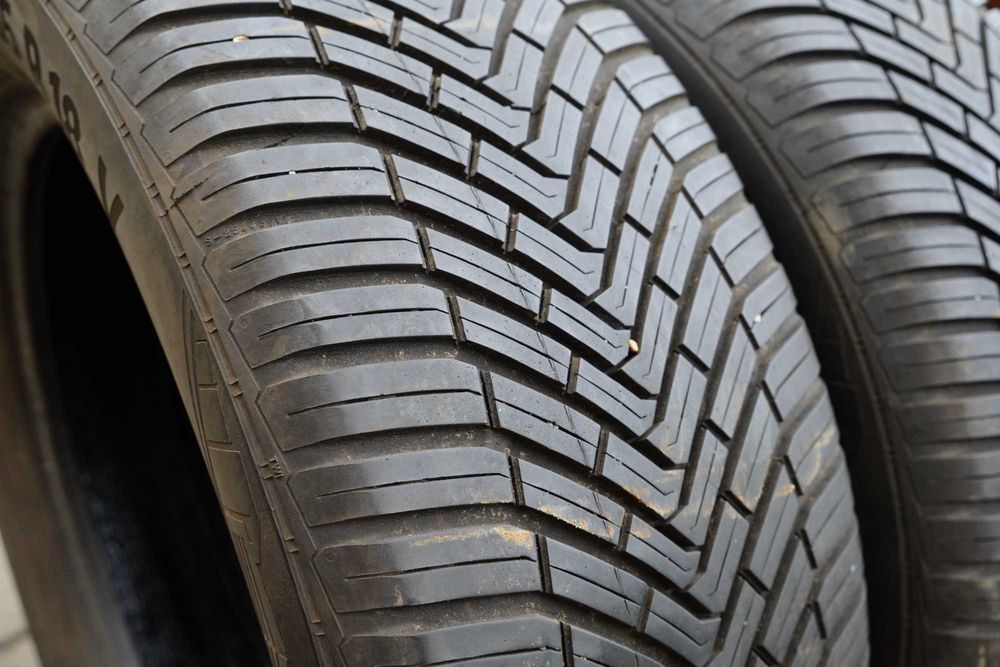 Continental 235/55R18 opony całoroczne 2 szt