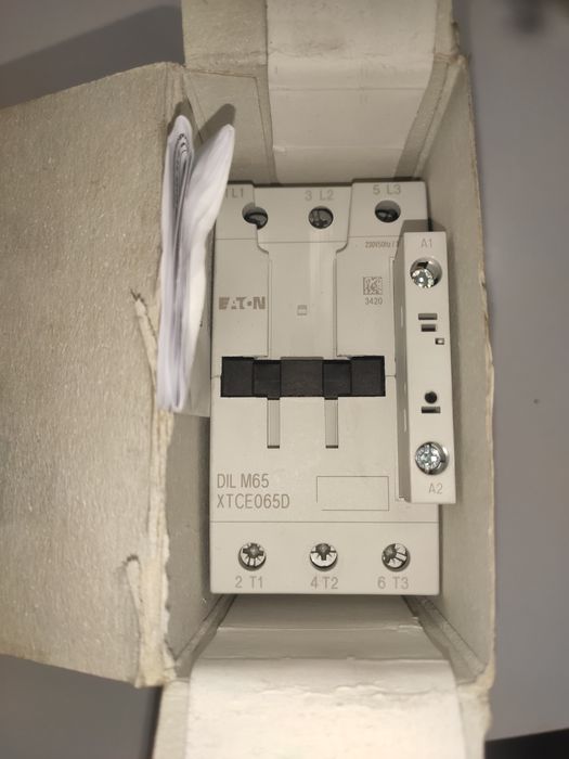 Контактор EATON DILM 65 220В