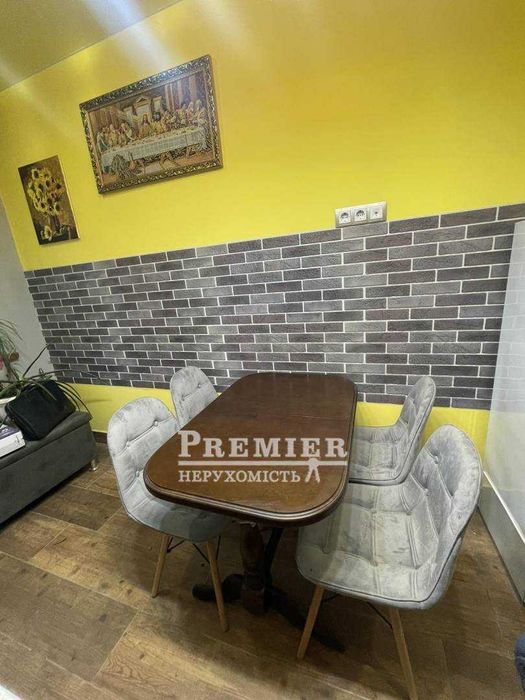 В продаже дом на берегу моря.