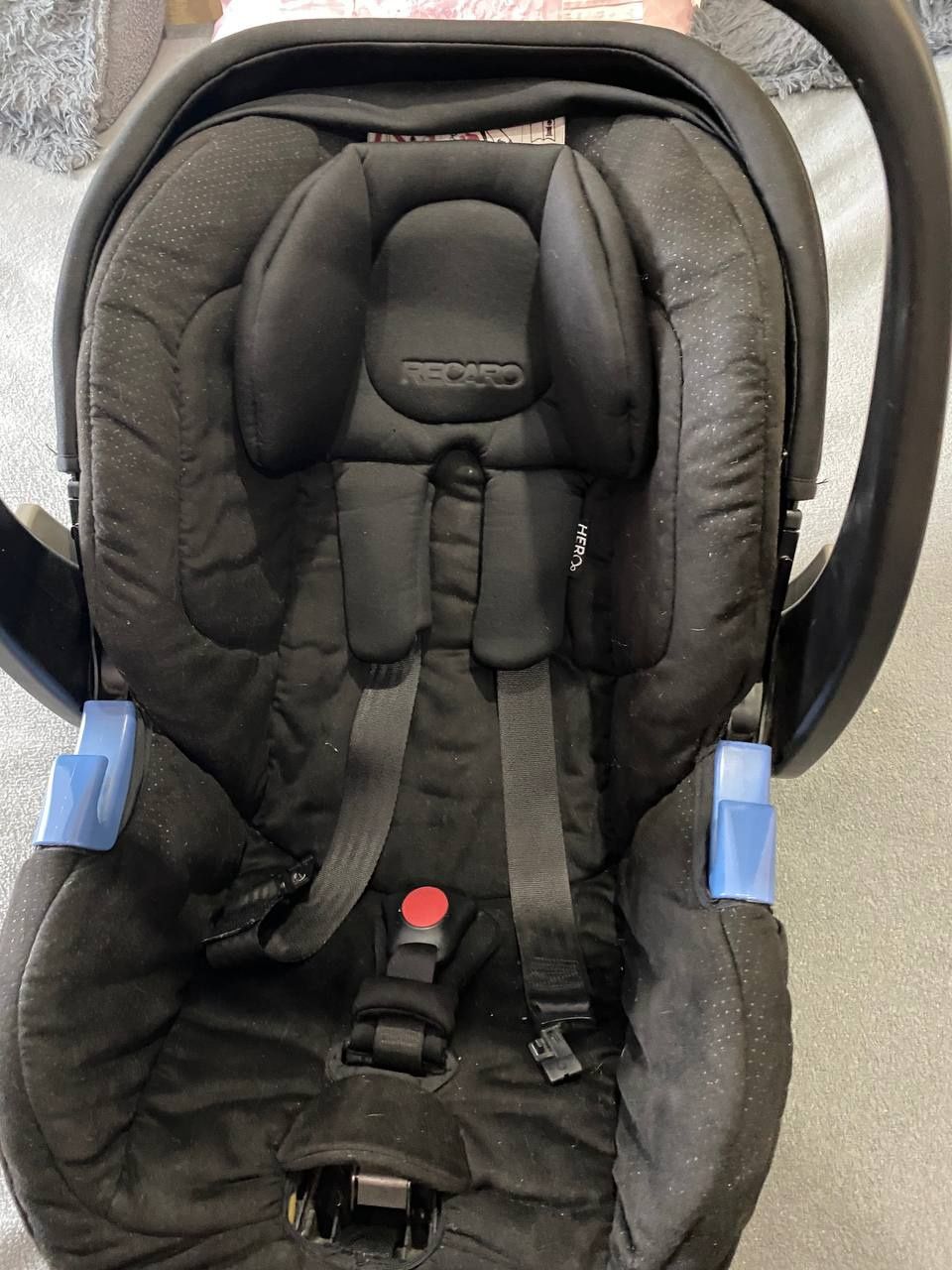 Автокрісло Recaro 0-18 міс