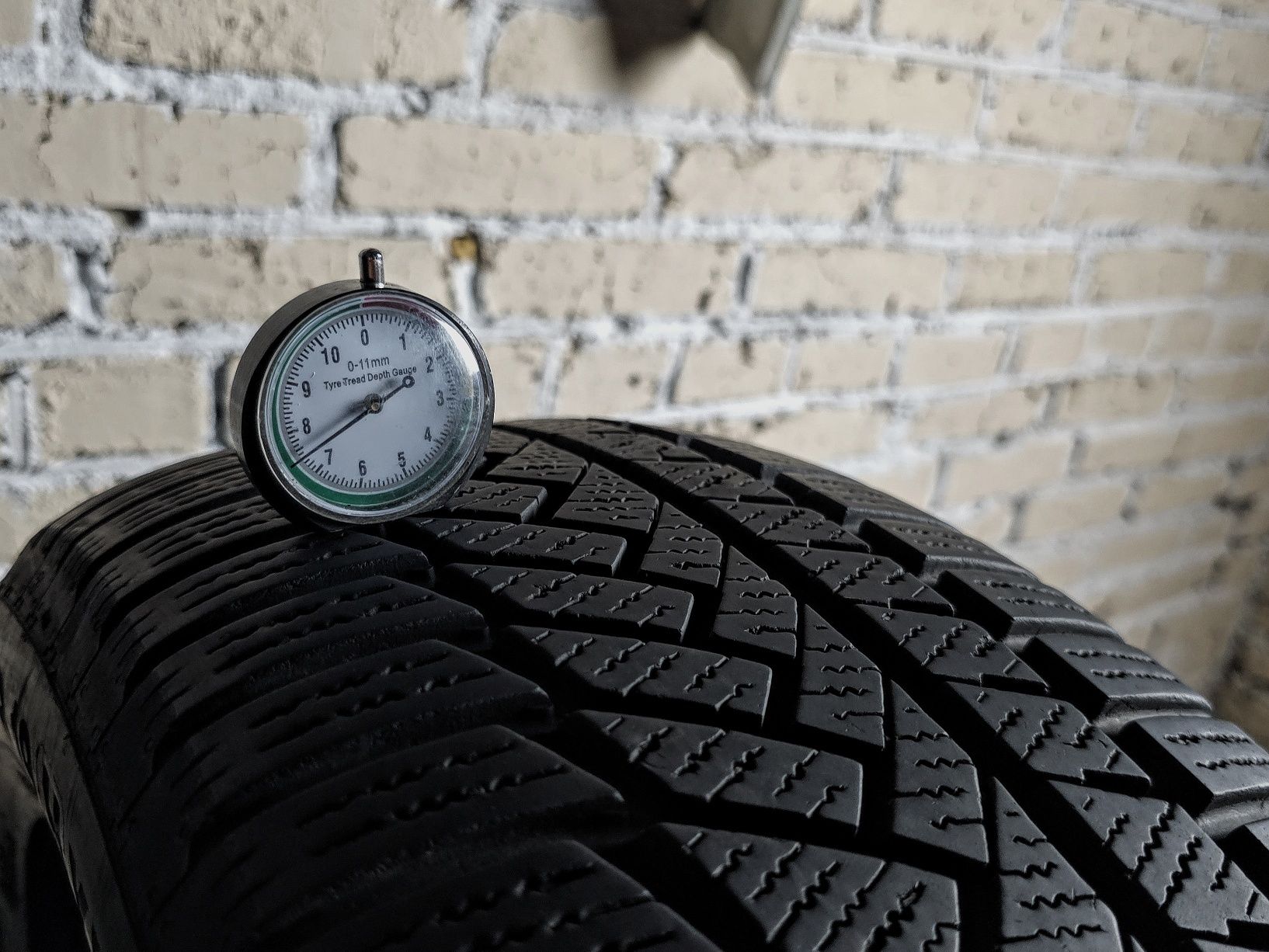Зимові 235/55r19 Continental | 2023 | 7.5mm | Преміум шини | Ідеальні