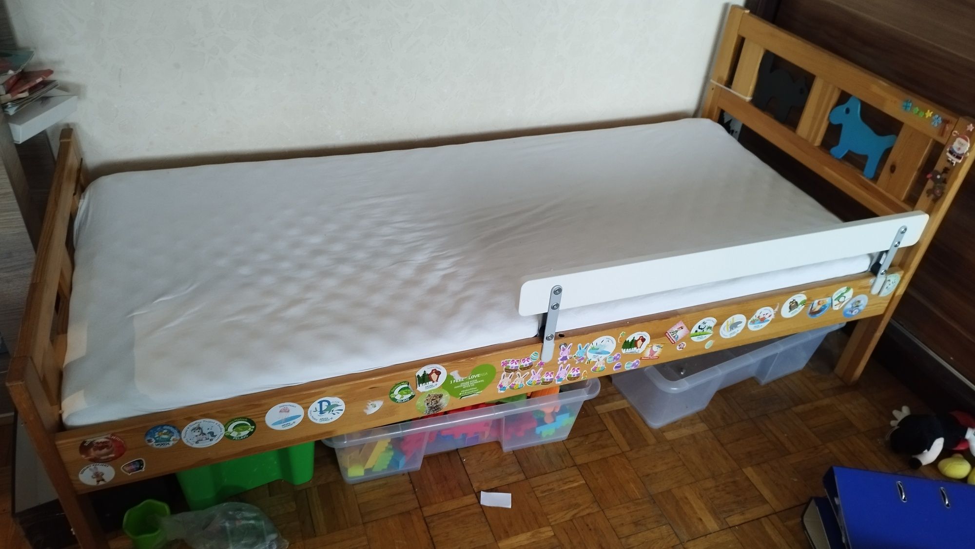 Łóżko dziecięce 166x78 materac 160x70 + barierka ochronna ikea