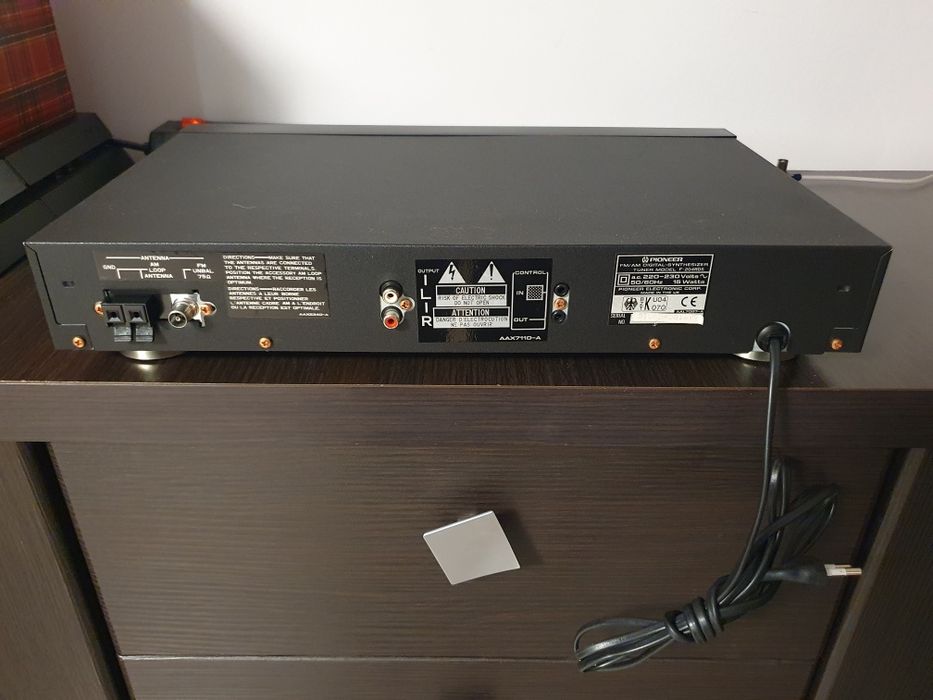 Tuner Pioneer F-204 Rds