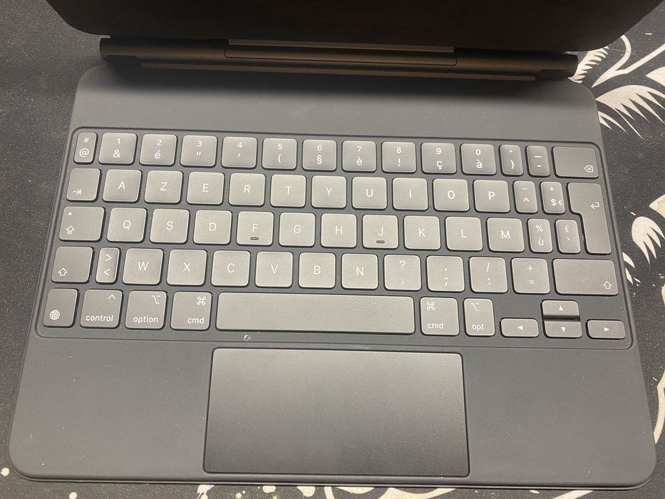 Oryginalna klawiatura iPad Pro Magic Keyboard 11