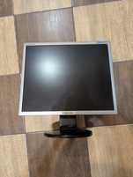 Монітори Samsung 943N, Fujitsu ScaleoView T17-2, EIZO FlexScan M1700
