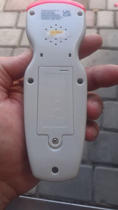 Развивающая игрушка Chad Valley Fun Gadget Remote.Новая.Рабочая.