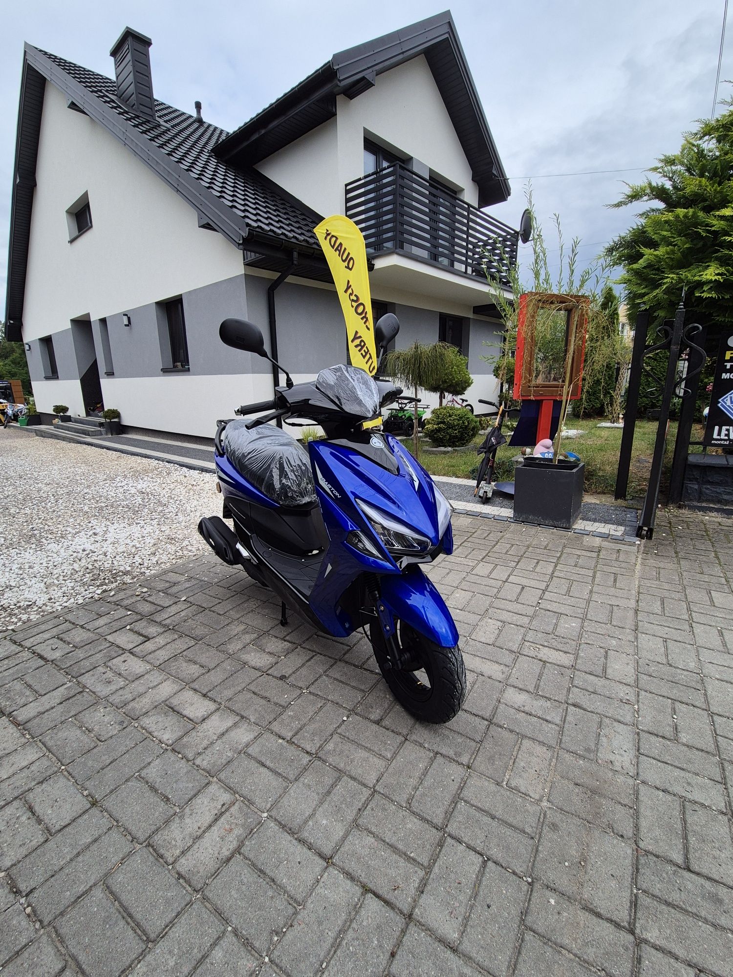 Skuter 50cc 4t kufer GRATIS!!