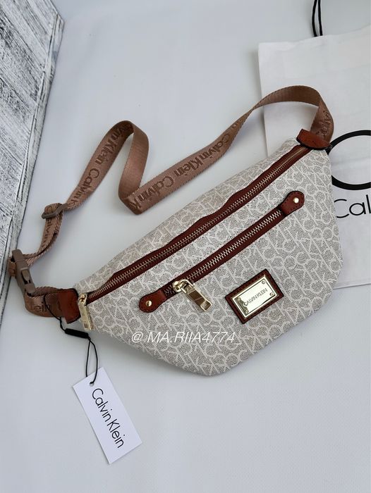 Бананка Calvin Klein