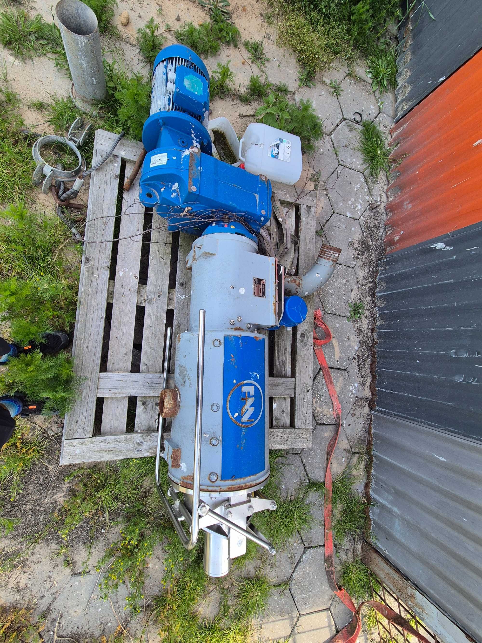 Separatory Bauer