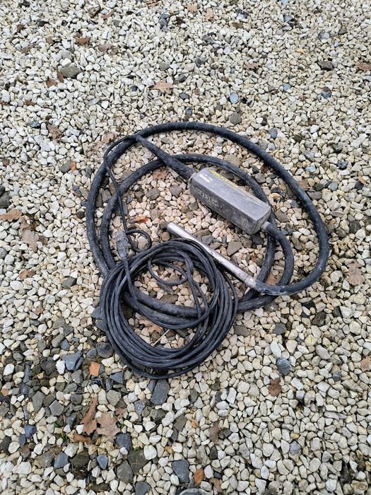 Wibrator do betonu wacker 5 m buława fi 38 mam na 230v