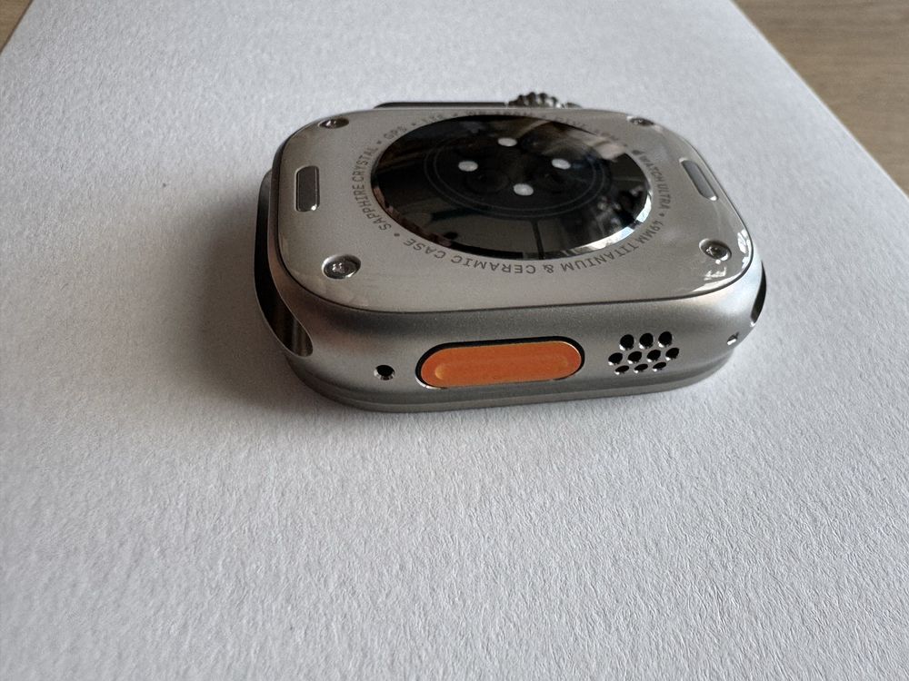Apple Watch Ultra 2 GPS + Cellular w zestawie paski