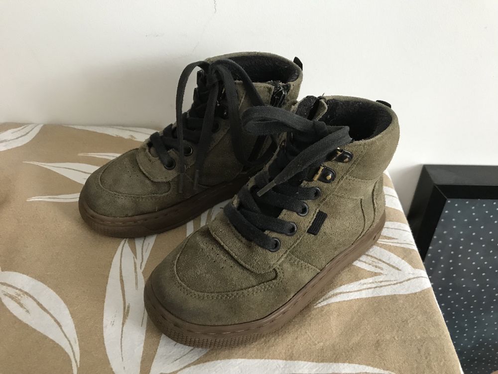 Buty za kostkę botki zamszone trzewiki Friboo leather khaki 26