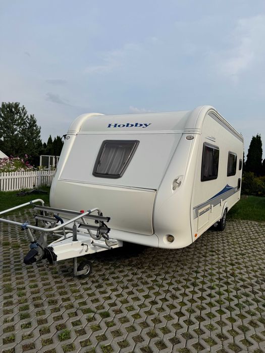 Hobby kmf 560 540 potrójne łóżka piętrowe mover przedsionek markiza