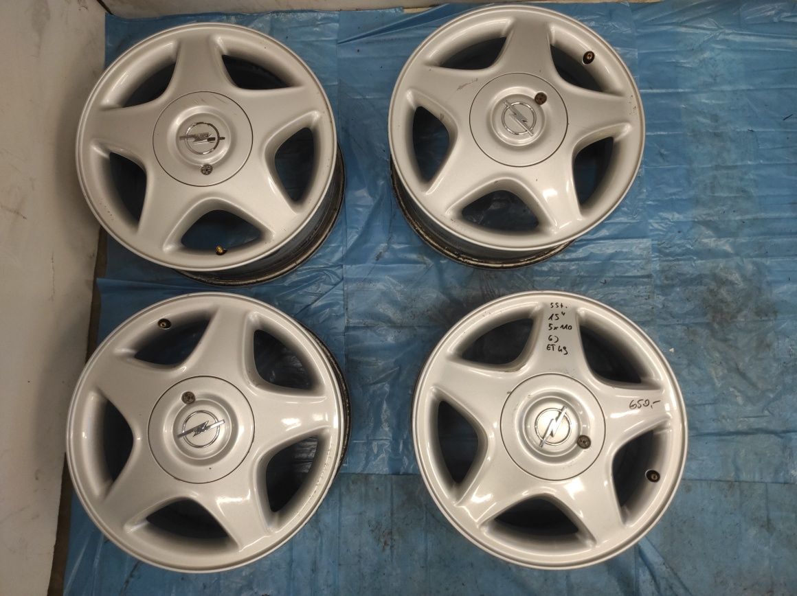 557 Felgi aluminiowe ORYGINAŁ OPEL R 15 5x110