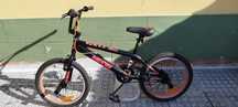 Bicicleta Freestyle Dechatlon