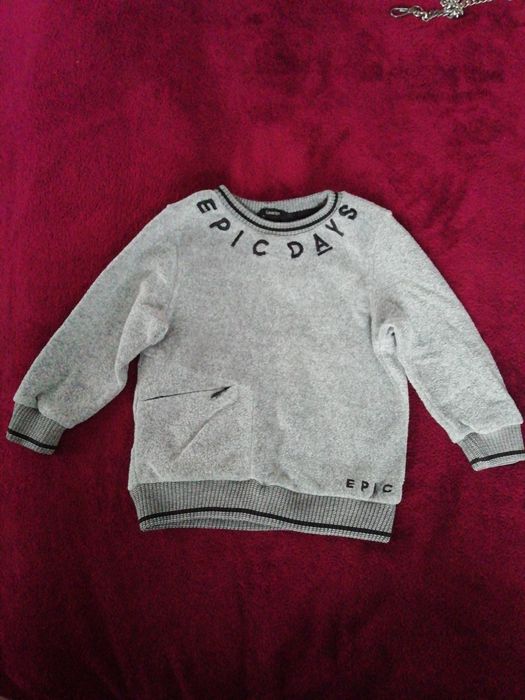 Продам теплу кофту